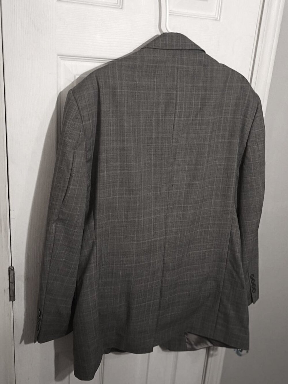 Society Brand Men Light Gray 2 Piece Suit  44R - Picture 5 of 16